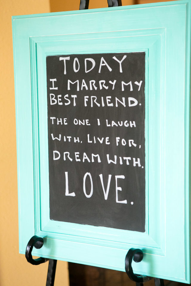 A handwritten sign at the wedding reception of Justin and Jessica