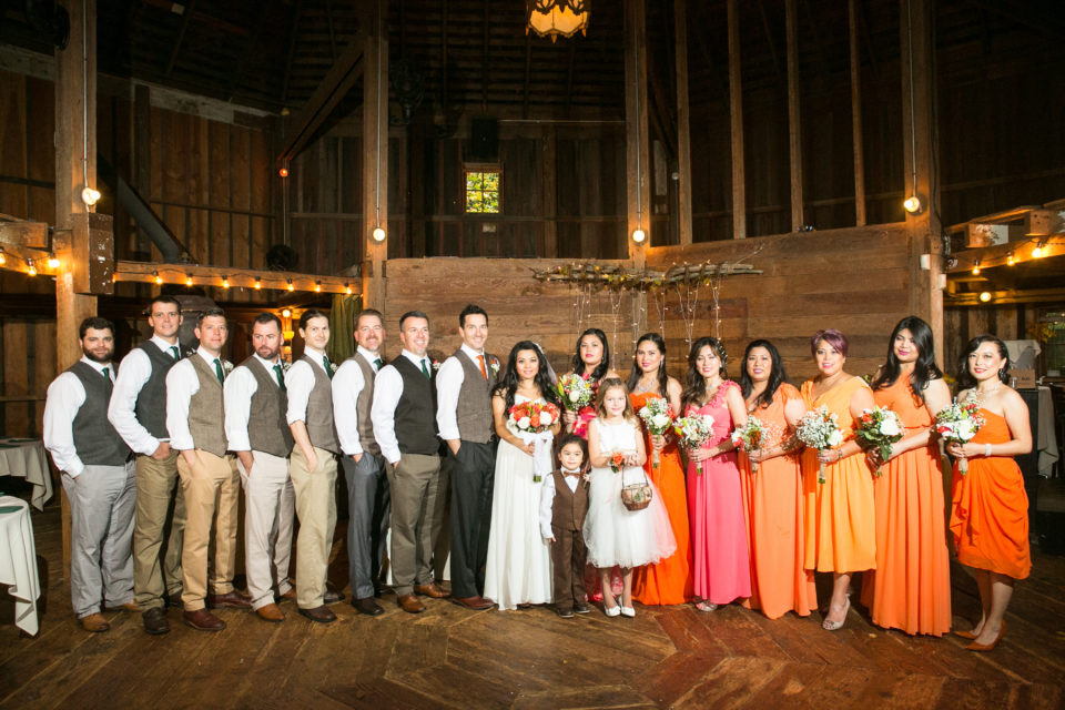 The families of Viv & H gather on their wedding day at Mcmenamin's Cornelius Pass